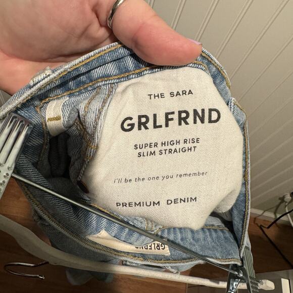 Grlfrnd Sara Super High Rise Slim Straight Jeans Size 27 - Picture 7 of 9